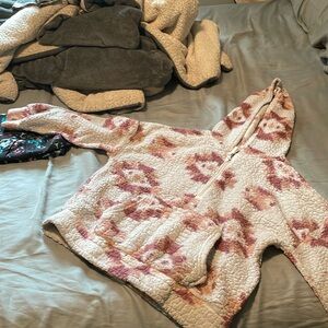 No Boundaries Puffy Pink & White Hoodie